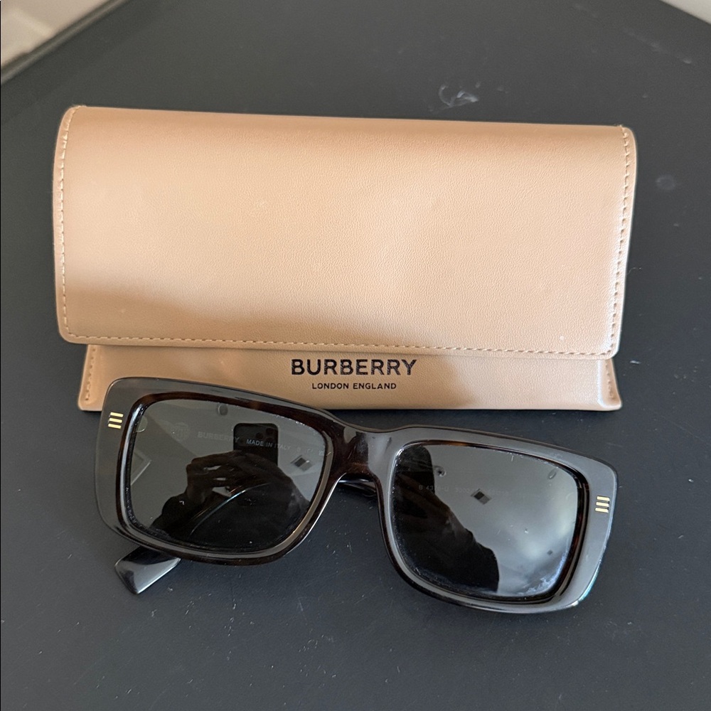 Burberry Tortoise Men’s Sunglasses (Unisex)